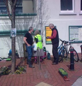 Mark Daphne chris planter